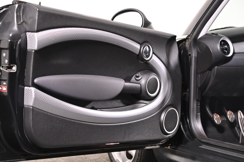 2010 MINI 2 Door Cooper S