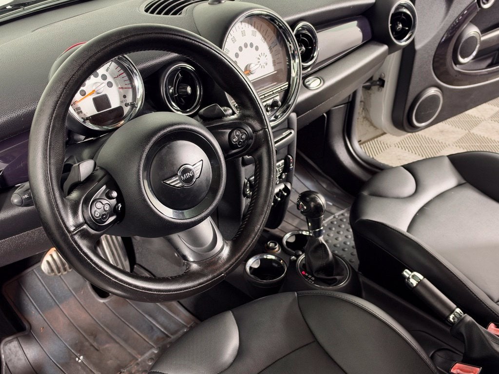 2011 MINI Cooper S Base