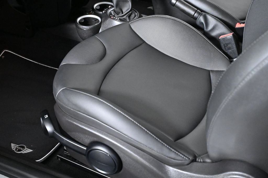 2011 MINI Hardtop 2 Door Cooper S