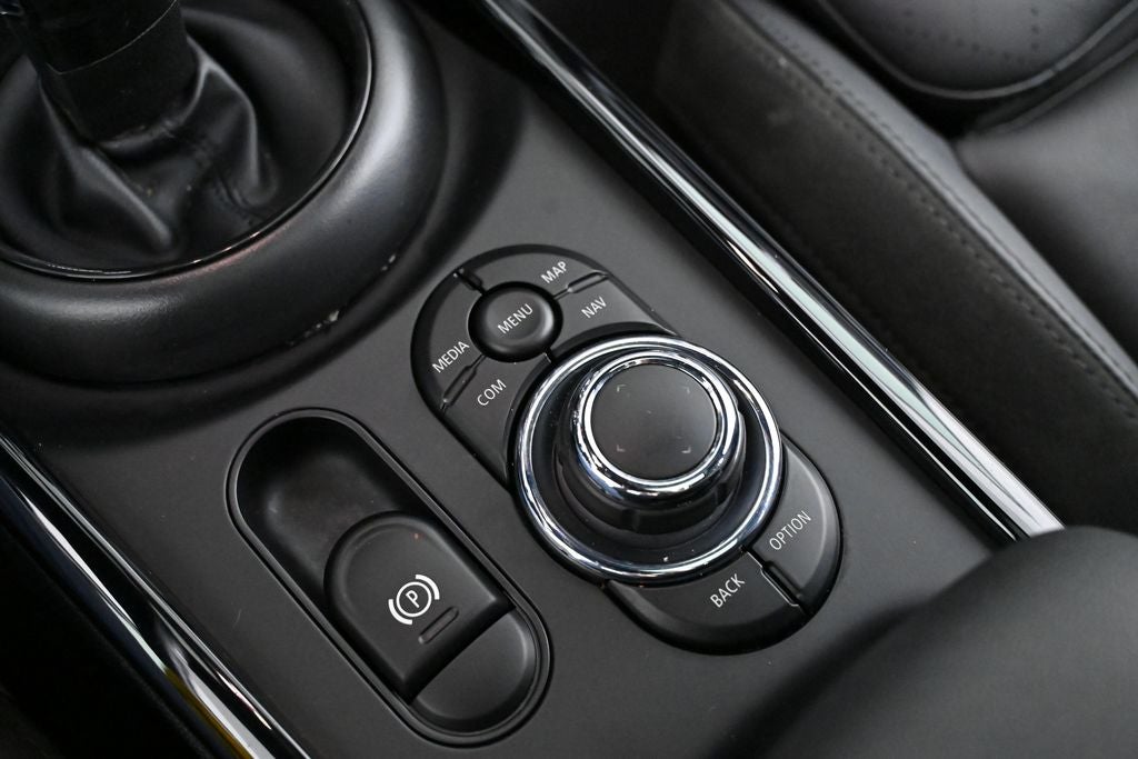 2023 MINI Cooper S Clubman Base