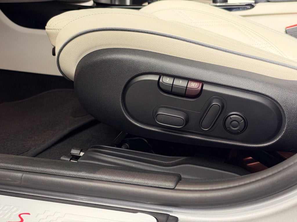 2024 MINI CLUBMAN Base