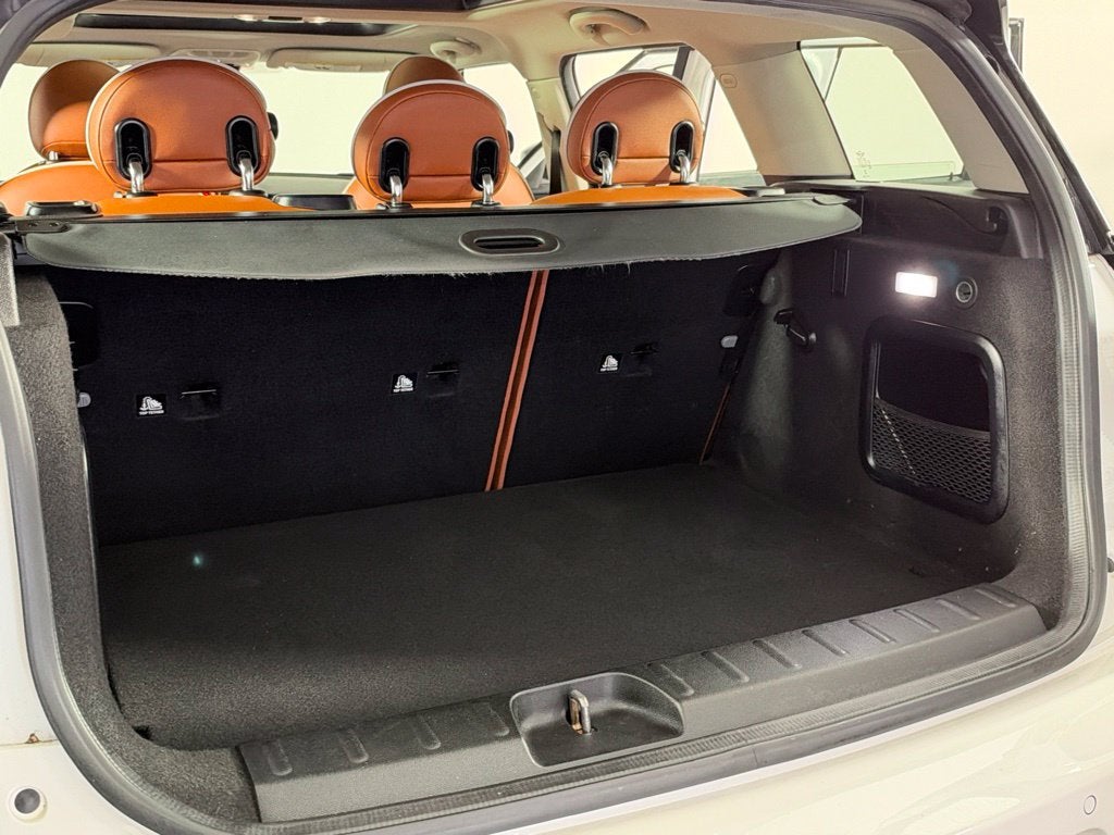 2024 MINI CLUBMAN Base