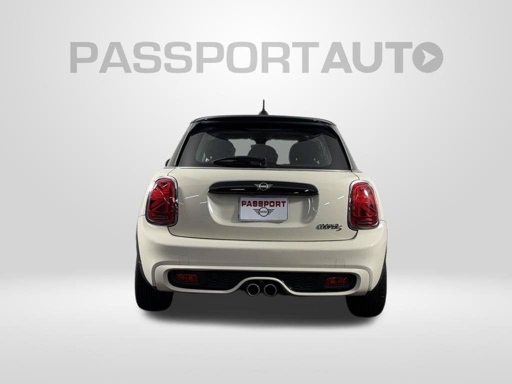 2020 MINI HARDTOP 4 DOOR Base
