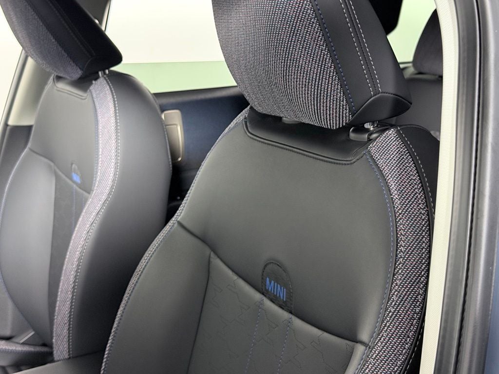 2025 MINI Cooper S Countryman Base