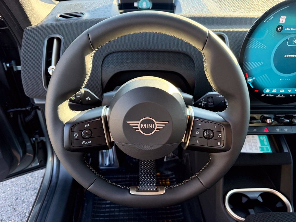 2027 MINI COUNTRYMAN ICONIC