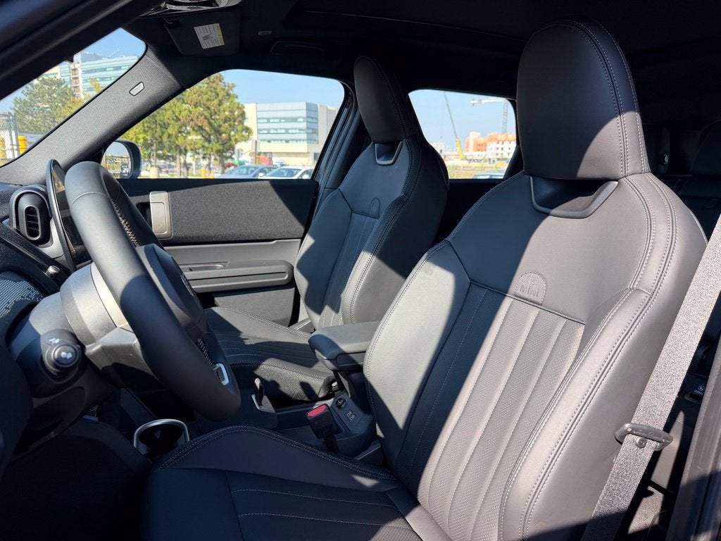 2027 MINI COUNTRYMAN SIGNATURE PLUS