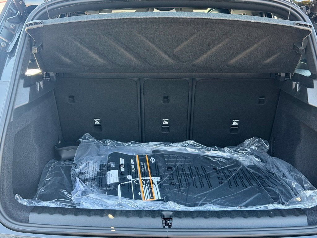 2027 MINI COUNTRYMAN SIGNATURE PLUS