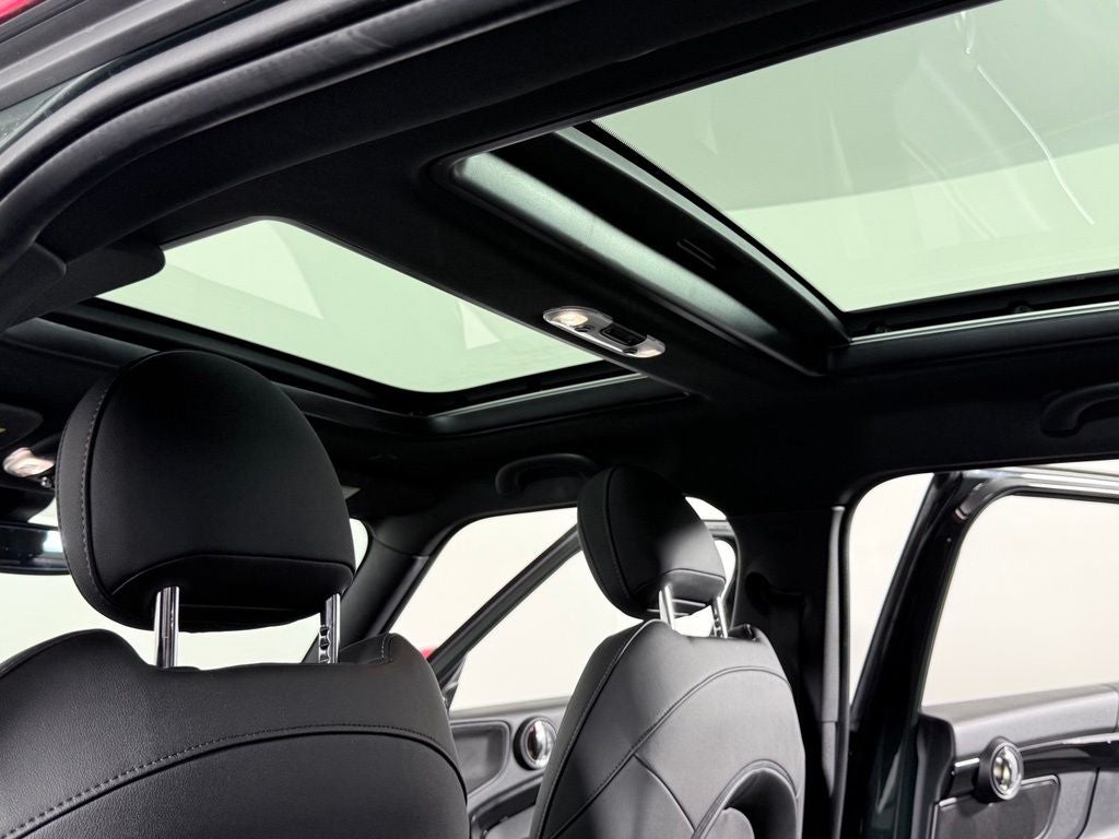 2024 MINI John Cooper Works Countryman Base