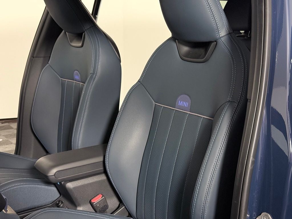 2025 MINI Cooper Countryman Base