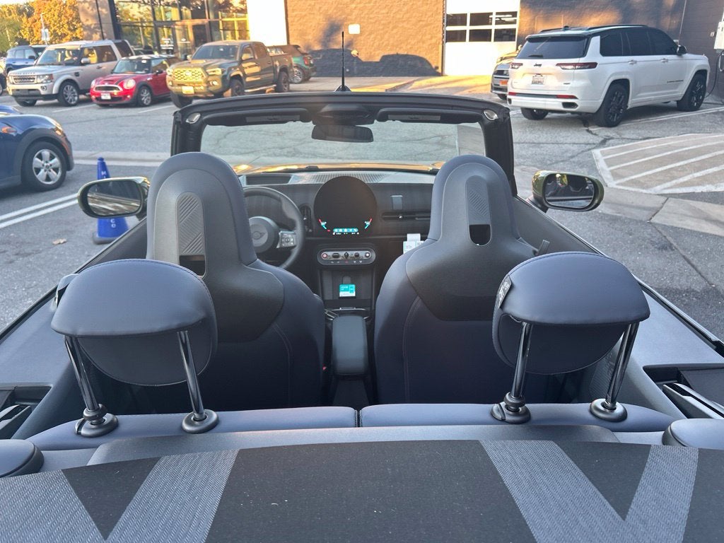2027 MINI CONVERTIBLE ICONIC