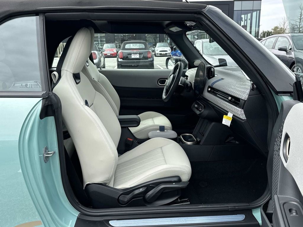 2026 MINI CONVERTIBLE ICONIC