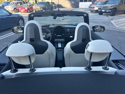 2027 MINI CONVERTIBLE ICONIC