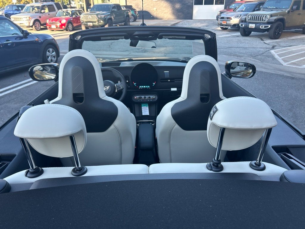 2027 MINI CONVERTIBLE ICONIC