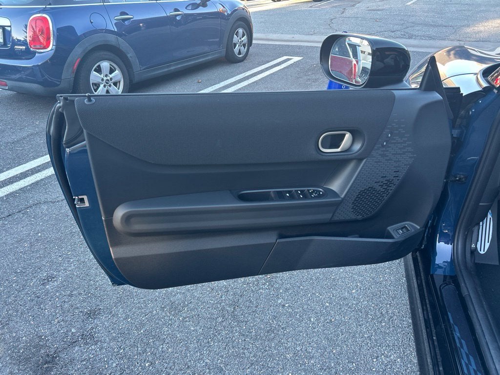 2027 MINI CONVERTIBLE ICONIC