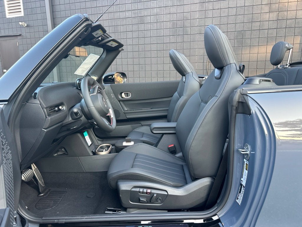 2027 MINI CONVERTIBLE SIGNATURE PLUS