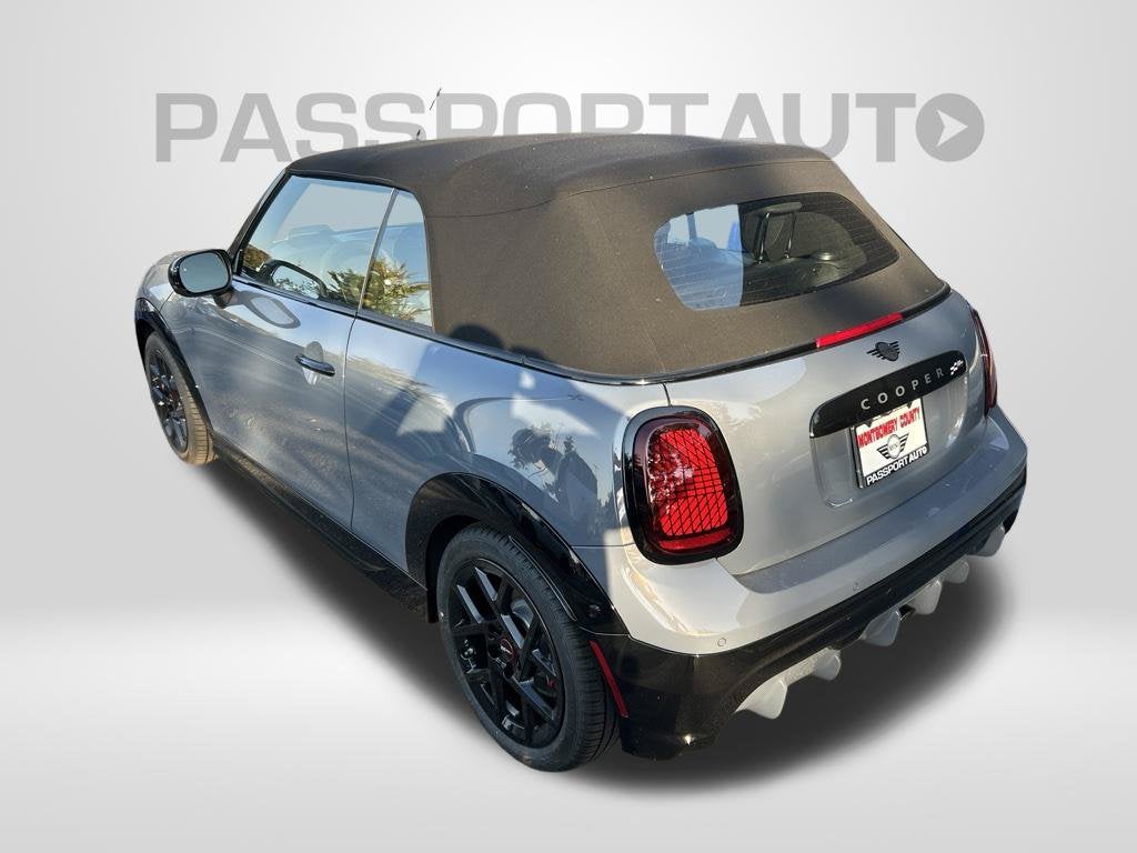 2027 MINI CONVERTIBLE ICONIC