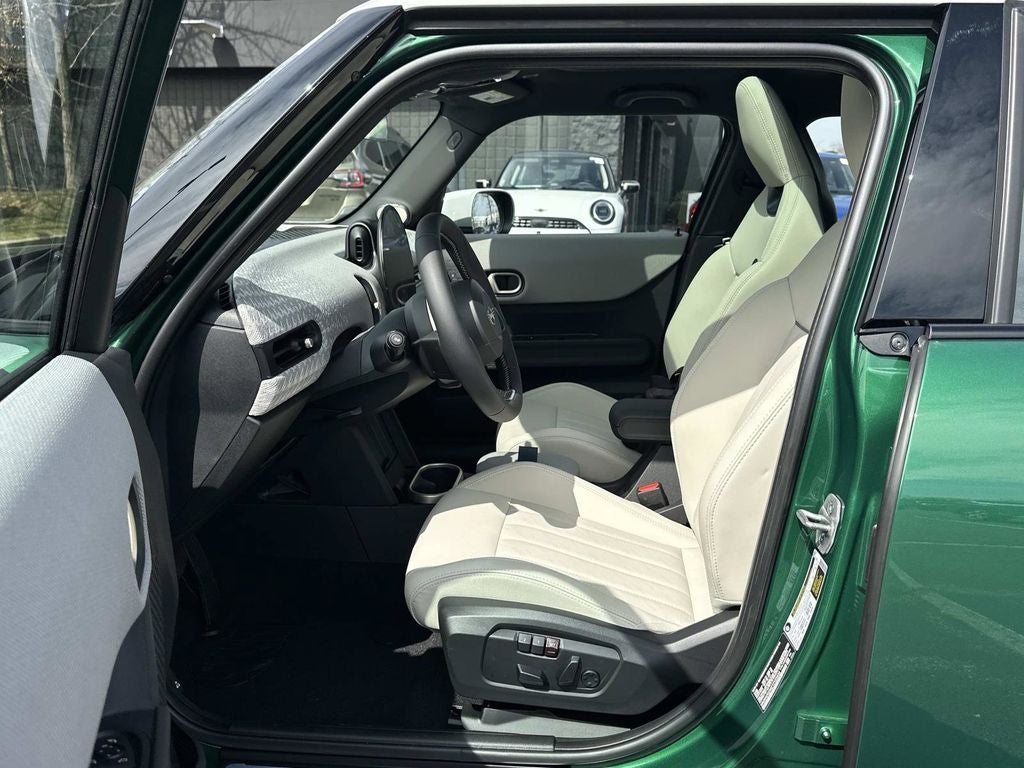 2026 MINI 4 DOOR SIGNATURE PLUS