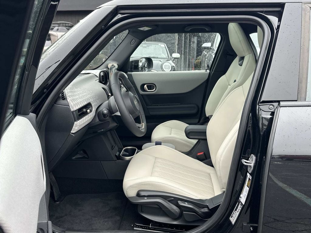 2026 MINI Cooper Signature Plus Hardtop 4 Door