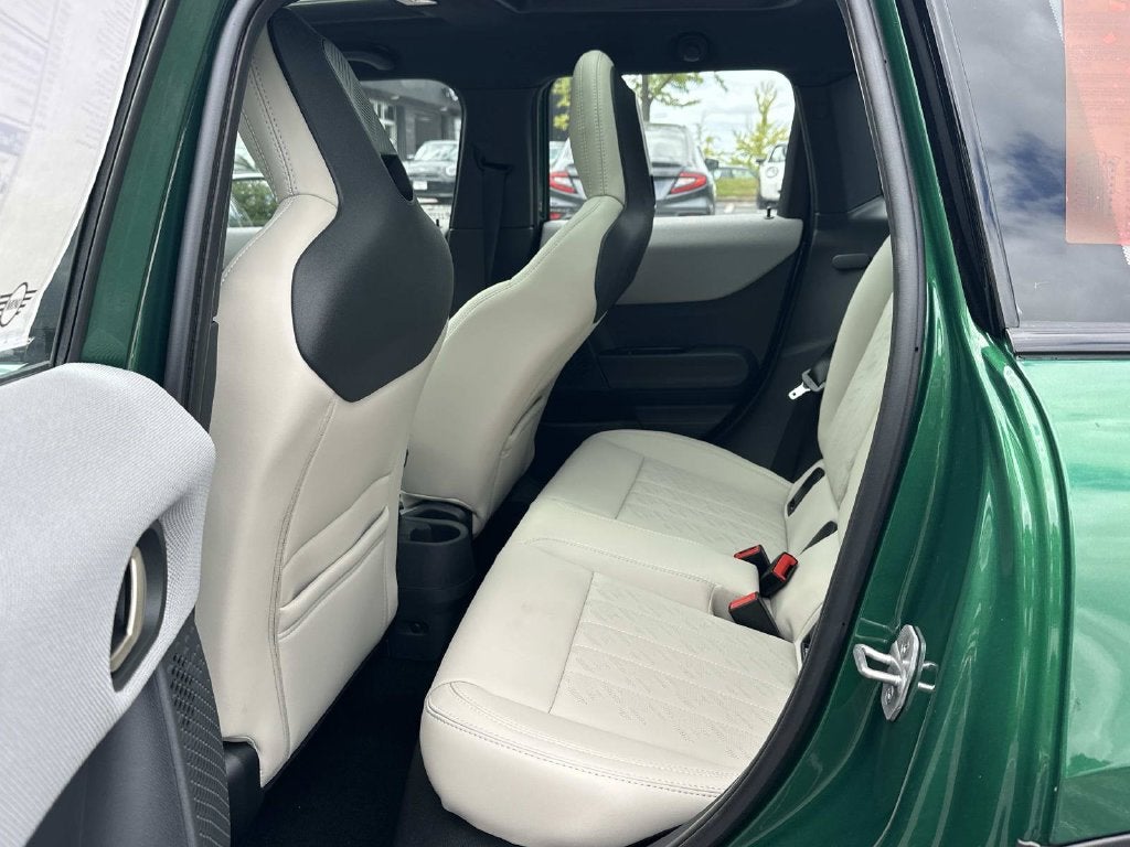 2027 MINI Cooper C Hardtop 4 Door Signature Plus