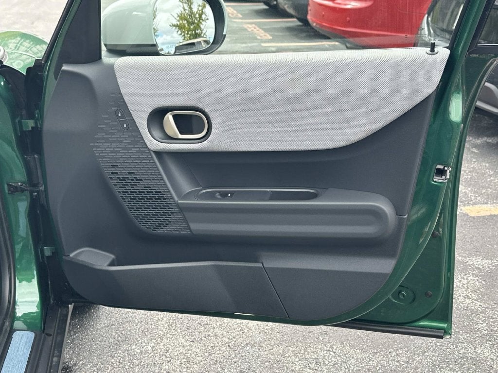 2027 MINI Cooper C Hardtop 4 Door Signature Plus