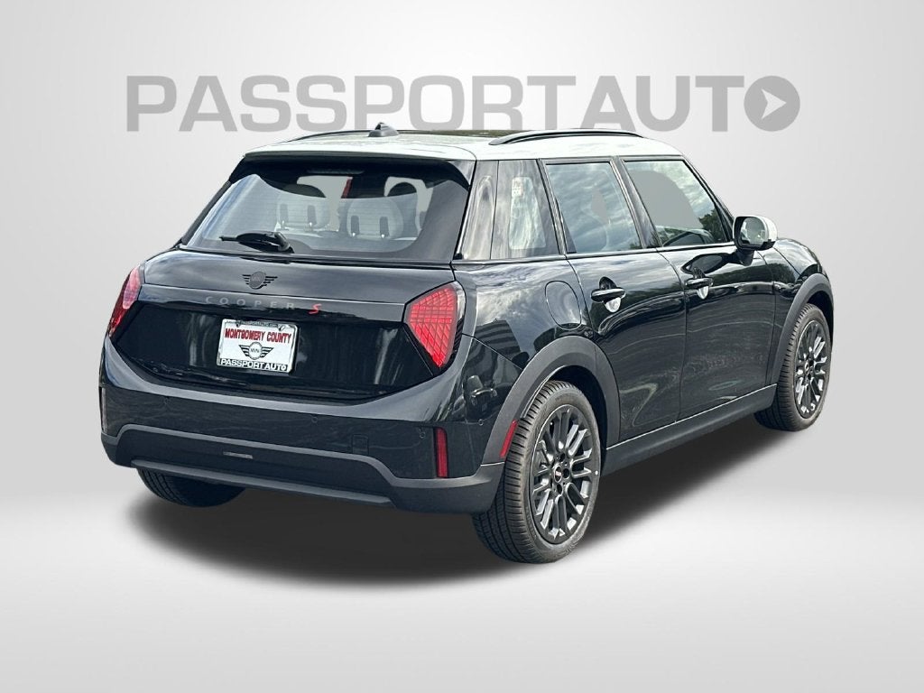 2027 MINI Cooper S Hardtop 4 Door iconic