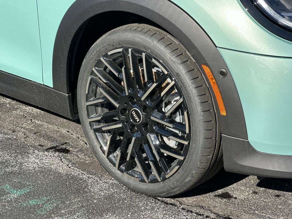 2026 MINI 4 DOOR ICONIC