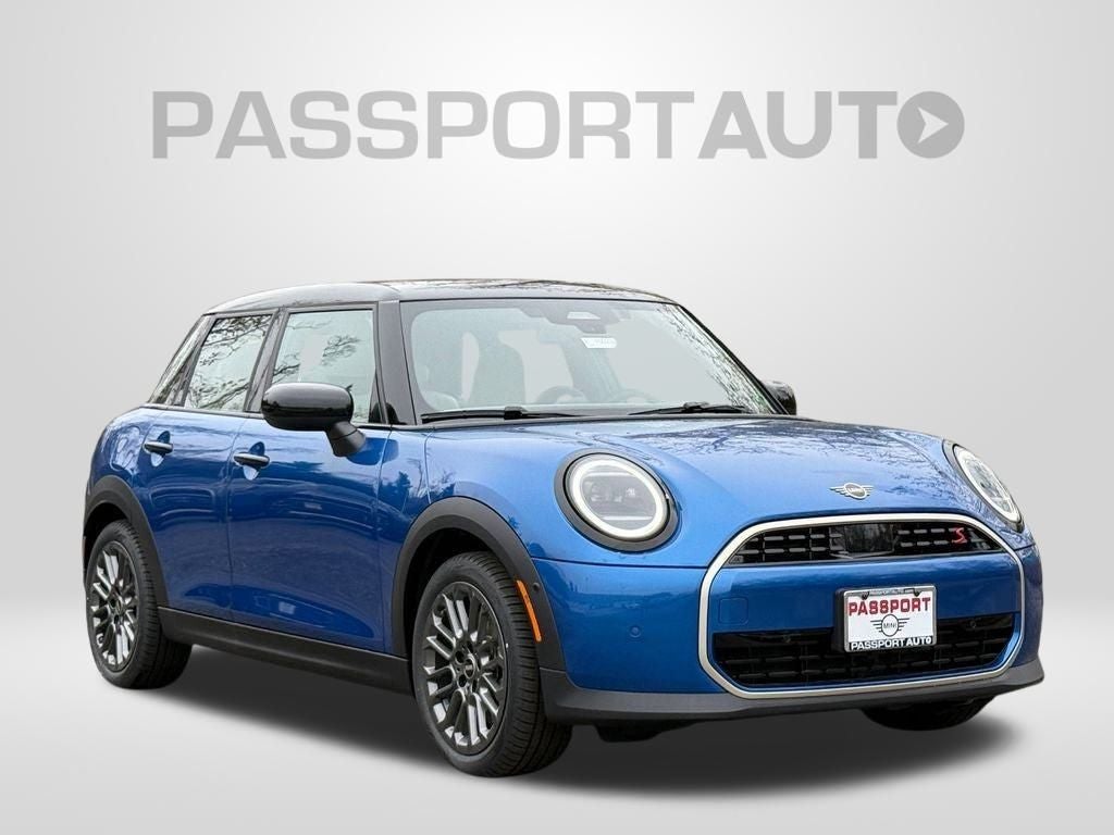 2026 MINI Cooper S Signature Plus Hardtop 4 Door