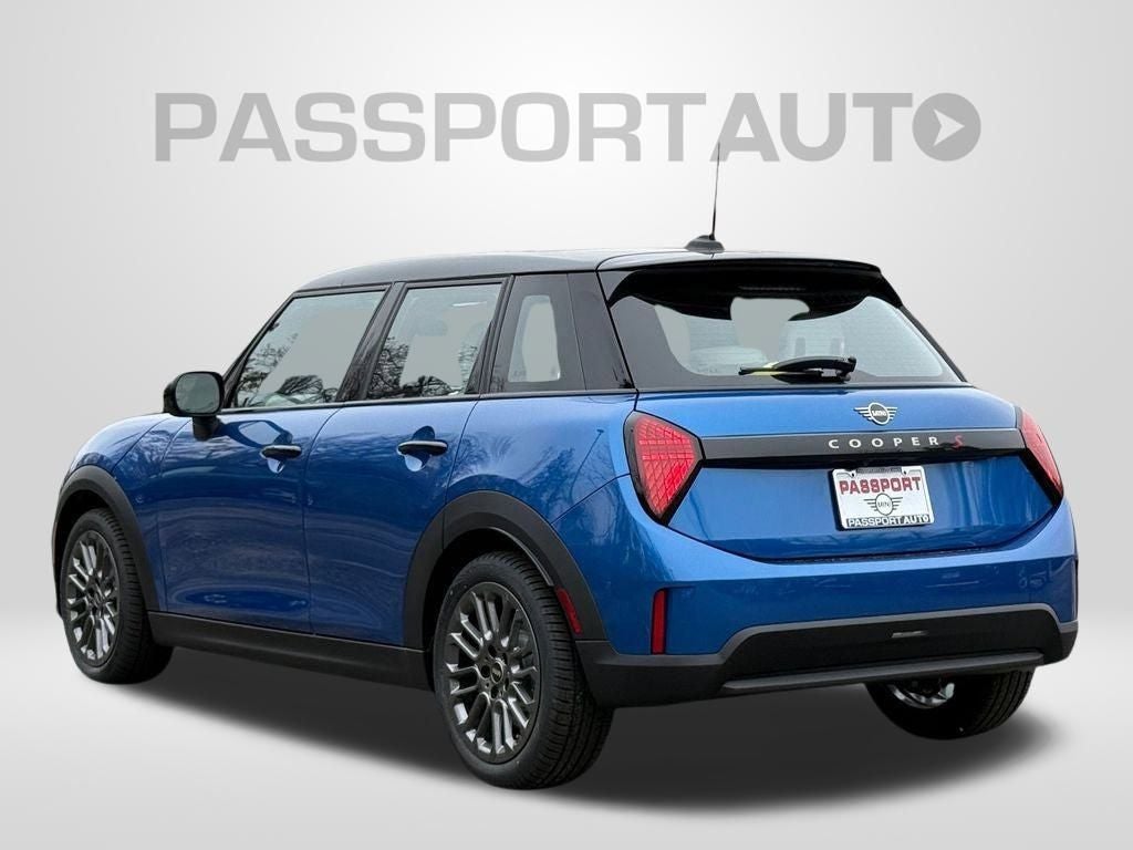2026 MINI Cooper S Signature Plus Hardtop 4 Door
