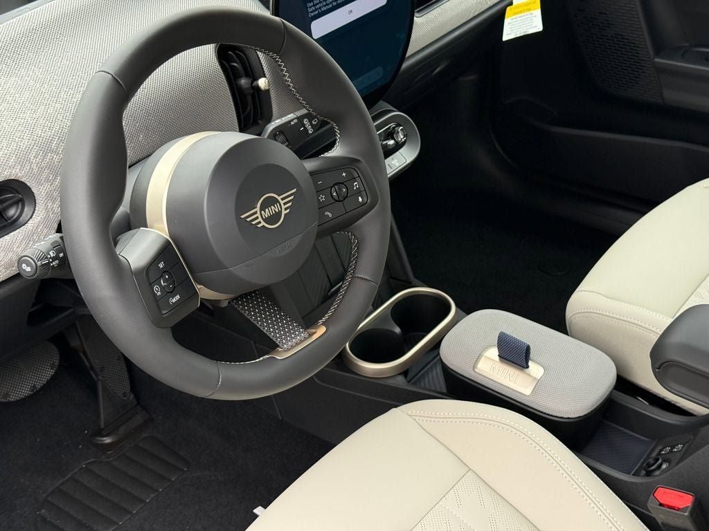 2026 MINI Cooper S Signature Plus Hardtop 4 Door