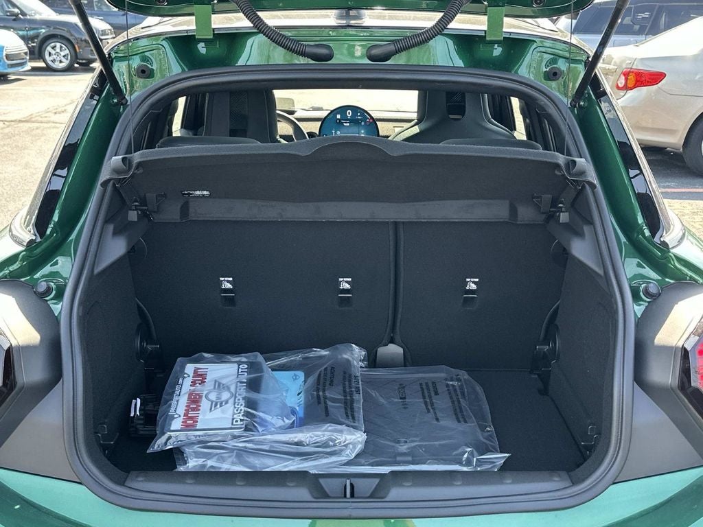 2026 MINI 4 Door Cooper S Iconic