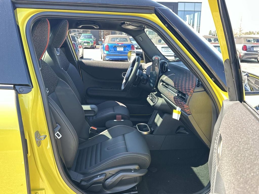 2026 MINI 4 DOOR ICONIC