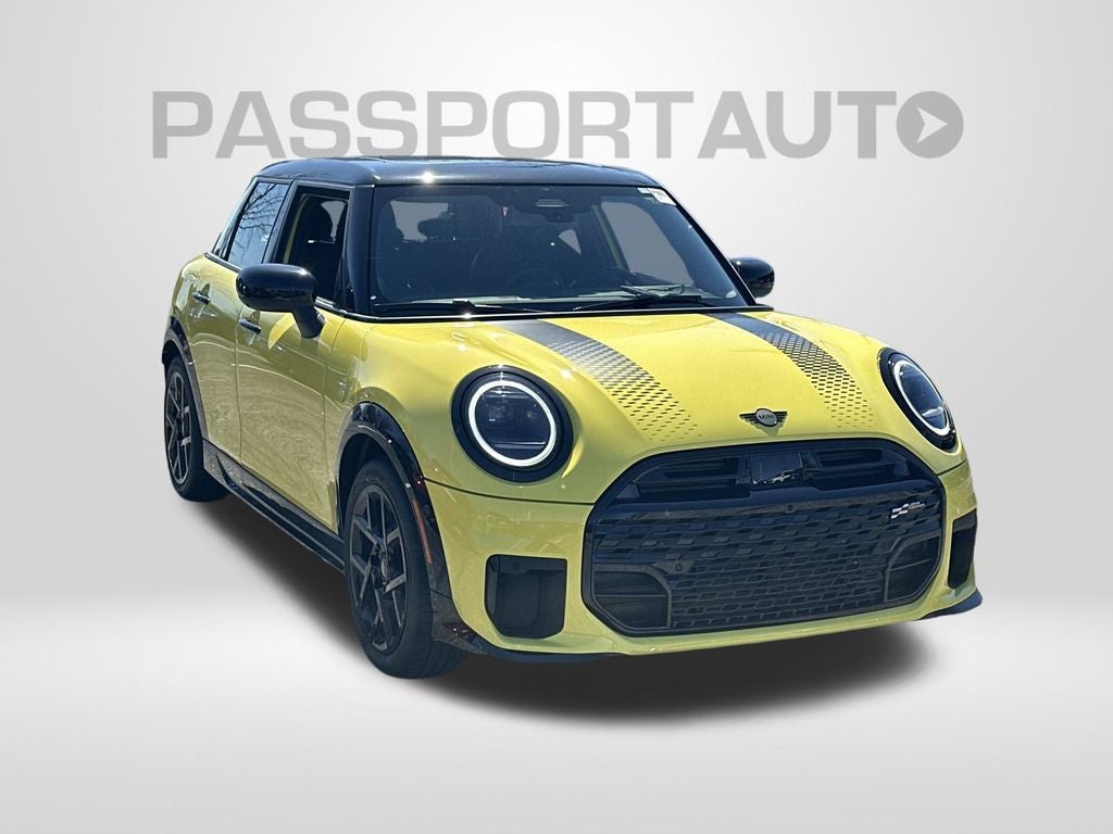 2026 MINI 4 DOOR ICONIC