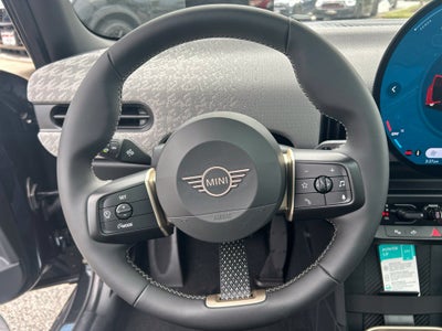 2026 MINI 4 DOOR SIGNATURE PLUS