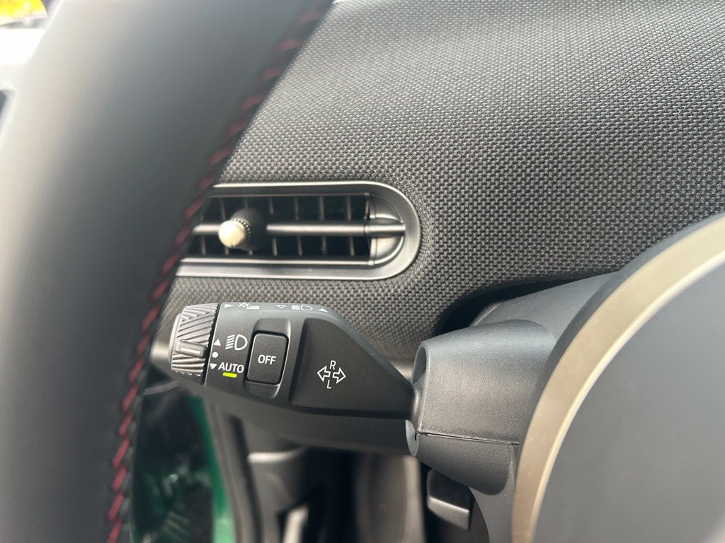 2027 MINI 4 DOOR ICONIC