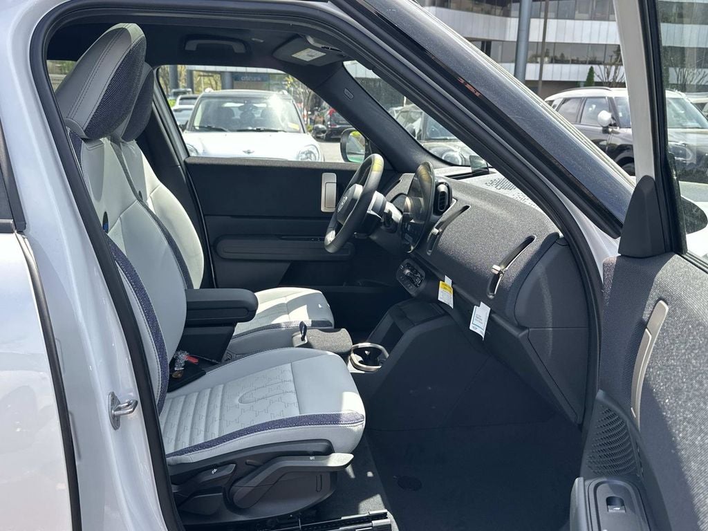 2026 MINI Cooper S Countryman ALL4 Oxford Edition