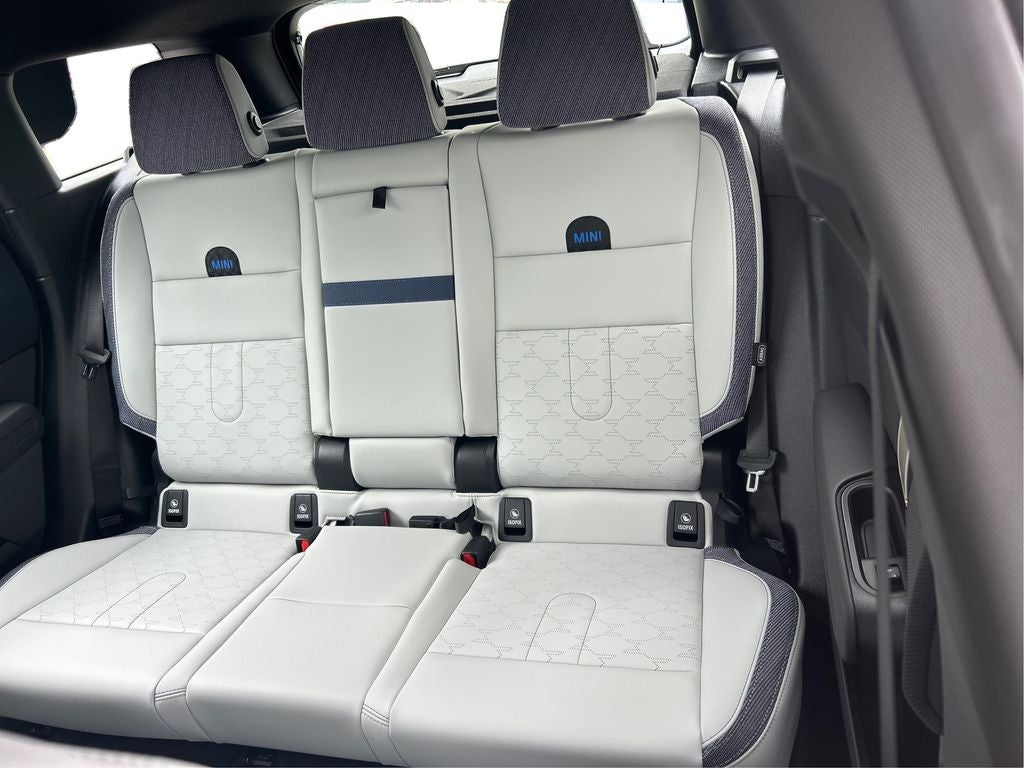 2027 MINI Cooper S Countryman Signature Plus ALL4