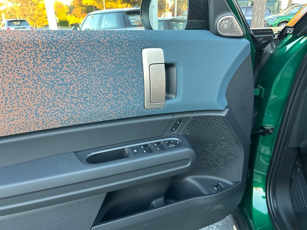 2027 MINI COUNTRYMAN ICONIC