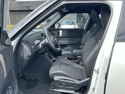 2026 MINI COUNTRYMAN ICONIC