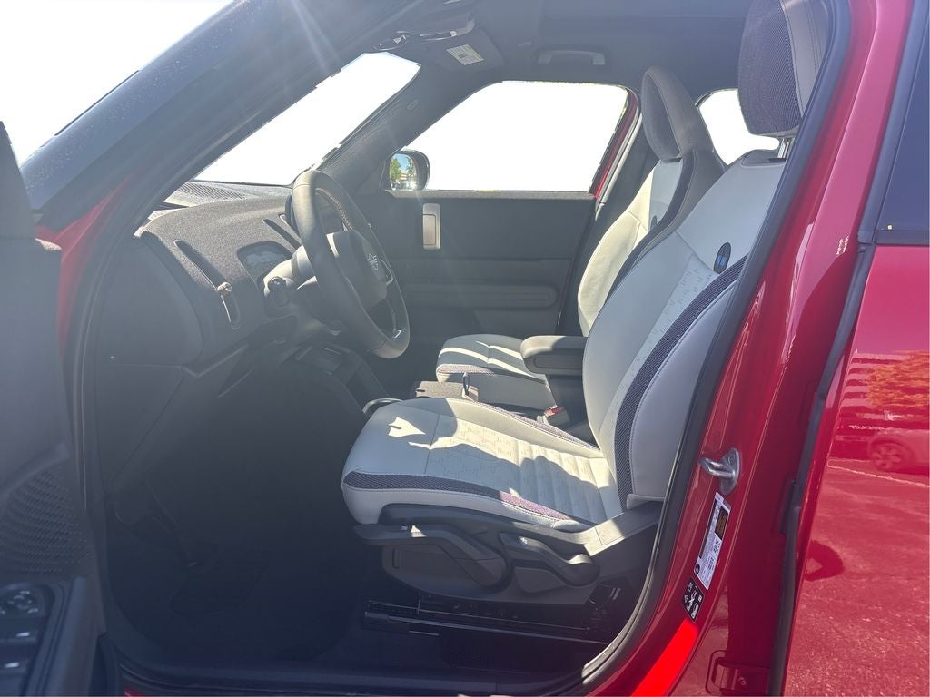 2027 MINI Cooper S Countryman Signature Plus Trim ALL4