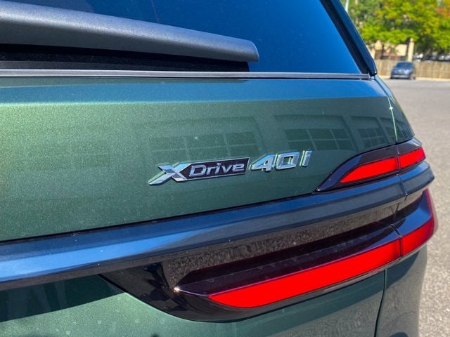 2027 BMW X7 xDrive40i