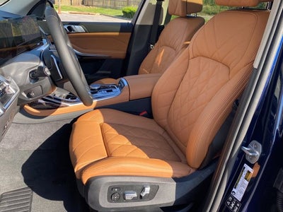 2027 BMW X7 xDrive40i