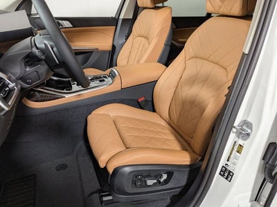 2027 BMW X7 xDrive40i