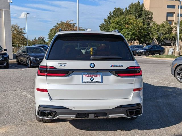 2027 BMW X7 M60i
