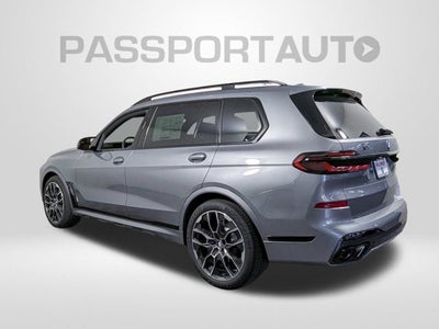 2027 BMW X7 M60i