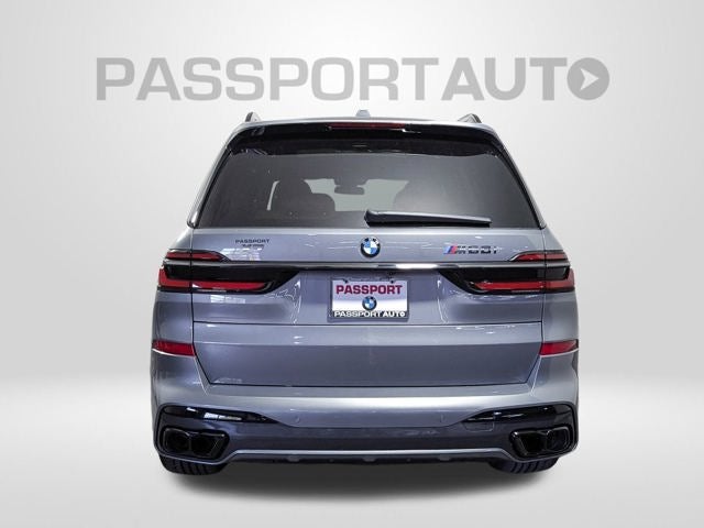 2027 BMW X7 M60i