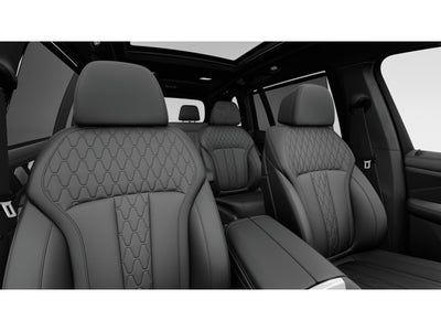 2027 BMW X7 M60i