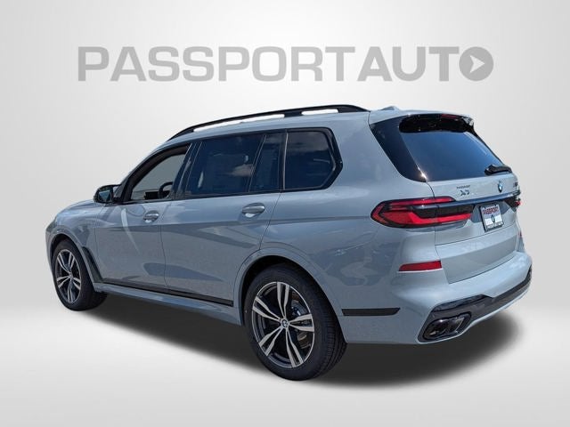 2027 BMW X7 M60i