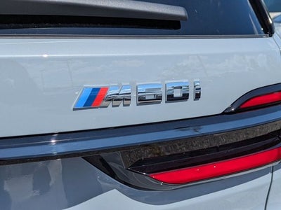 2027 BMW X7 M60i