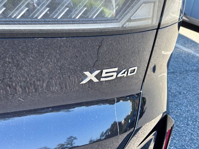 2027 BMW X5 40 xDrive