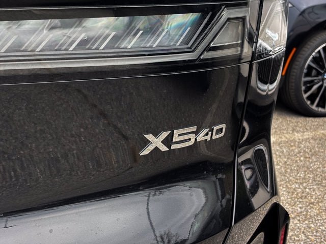 2027 BMW X5 40 xDrive